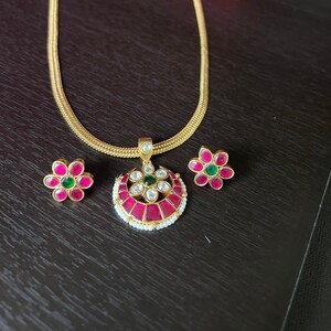Jadau Kundan Stones/Pendant set  Gold Finish/ Ruby pink around Pearls with Pendant /South Indian Jewelry /Indian Jewelry