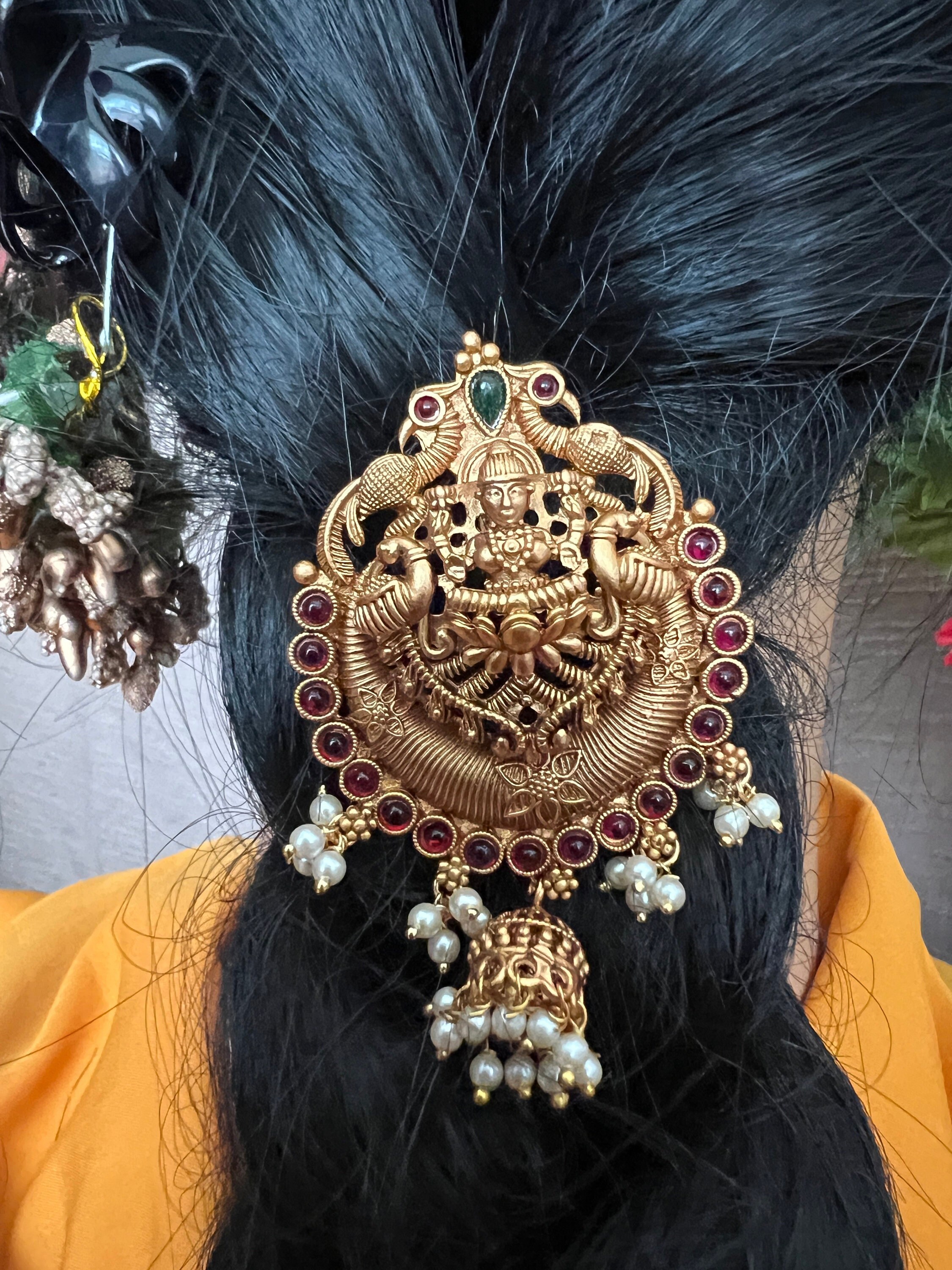 Antic piece shop jhumka