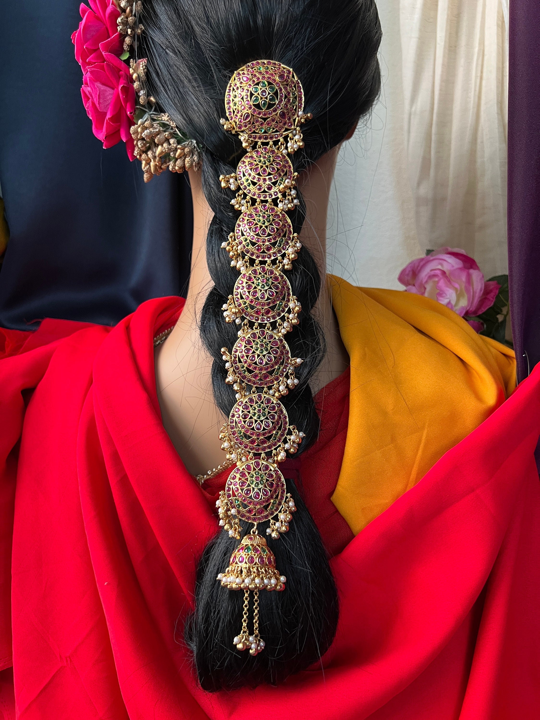 Marathi Bride | Marathi bride, Saree hairstyles, Nauvari saree