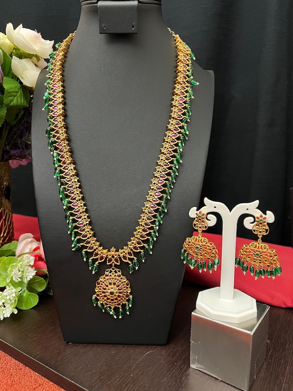 Emerald beads haram best sale