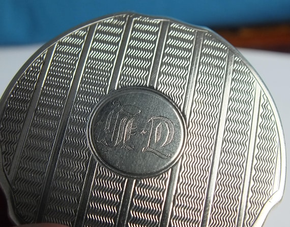 Fine Art Deco Solid Silver Engine Turned Engraved… - image 3