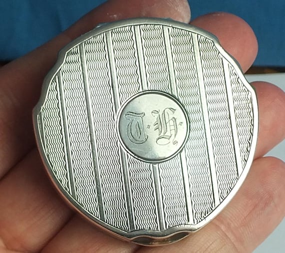 Fine Art Deco Solid Silver Engine Turned Engraved… - image 10