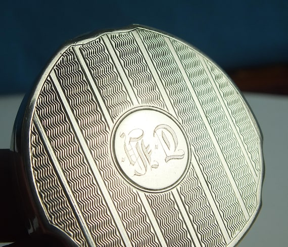 Fine Art Deco Solid Silver Engine Turned Engraved… - image 1