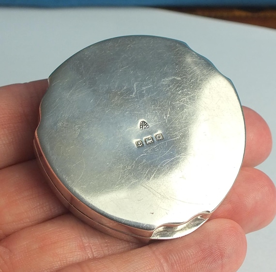 Fine Art Deco Solid Silver Engine Turned Engraved… - image 4