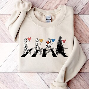 Vintage Disney Star Wars Shirts, Star Wars Disney Sweatshirt, Star Wars Characters Shirt, Star Wars Mickey T-Shirt, Disneyworld Shirt bild 1