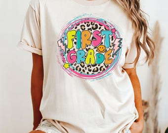 First Grade Shirt, 1th Grade Shirt, 1th Grade Teacher Shirt, First Day Of School T-Shirt, Hello First Grade Shirt, New Teacher Gift Shirt