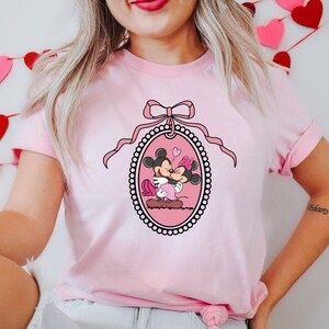 Mickey and Minnie Valentine Shirt, Happy Valentines Day Shirt, Mickey and Minnie Love Sweatshirt, Disney Couples Shirt, Valentines Day Gift Bild 2