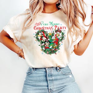 Disney Christmas Shirt, Mickey's Very Merry Christmas Sweatshirt, Christmas Family Shirts, Christmas Party 2025 Shirt, Christmas Gift Shirt bild 2