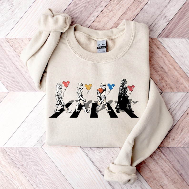 Vintage Disney Star Wars Shirts, Star Wars Disney Sweatshirt, Star Wars Characters Shirt, Star Wars Mickey T-Shirt, Disneyworld Shirt bild 1