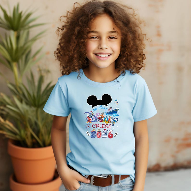 Ma première chemise Disney Cruise 2026, t-shirt voyage Disney assorti pour la famille, chemise personnalisée vacances Disney, cadeau croisière Disney, t-shirt Mickey et Minnie image 5