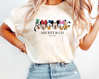 Camiseta retro de Disney Mickey and Co, camiseta de Disney Mickey Mouse, suéter de Disney Friends, camiseta de viaje a Disney, camiseta de Disneyland, camiseta de Disney World