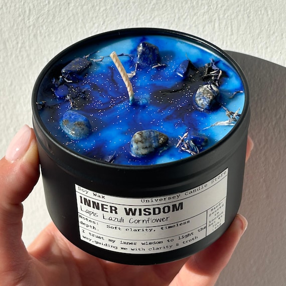 INNER WISDOM Candle – Lapis Lazuli Intuition Ritual | Third Eye Chakra | Clarity | Self-Trust | Spiritual Gift | Vegan Soy Crystal Candle