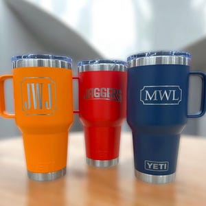 30oz Yeti With HANDLE and Stronghold Lid Engraved, Custom Yeti with handle, Personalized Yeti Tumbler with Handle, Yeti Tumbler with Handle