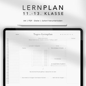 Puede incluir: Un planificador de estudios diario imprimible en blanco y negro para estudiantes de 11º a 13º grado. El planificador incluye secciones para la fecha, la hora, la motivación, los objetivos de aprendizaje, las tareas, las notas y una lista de tareas pendientes. El texto "LERNPLAN 11.-13. KLASSE" está en la parte superior de la página.