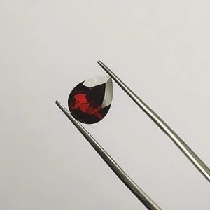 Natural Red Garnet 4.35 Carat Pear faceted Gemstone,Garnet reddish stone unique jewelry for Man and woman