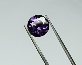 In het lab gekweekte alexandriet edelsteen: 8 x 8 mm rond gefacetteerd, veel van 5