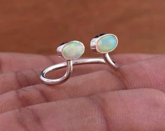 Anillo de plata de ley 925 con ópalo