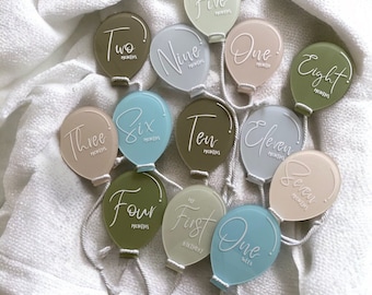 Balloon Shaped Monthly Acrylic Milestones | With Multiple Style, Font and Colour Options | Announcement Acrylic Disc Set Baby Boy or Girl