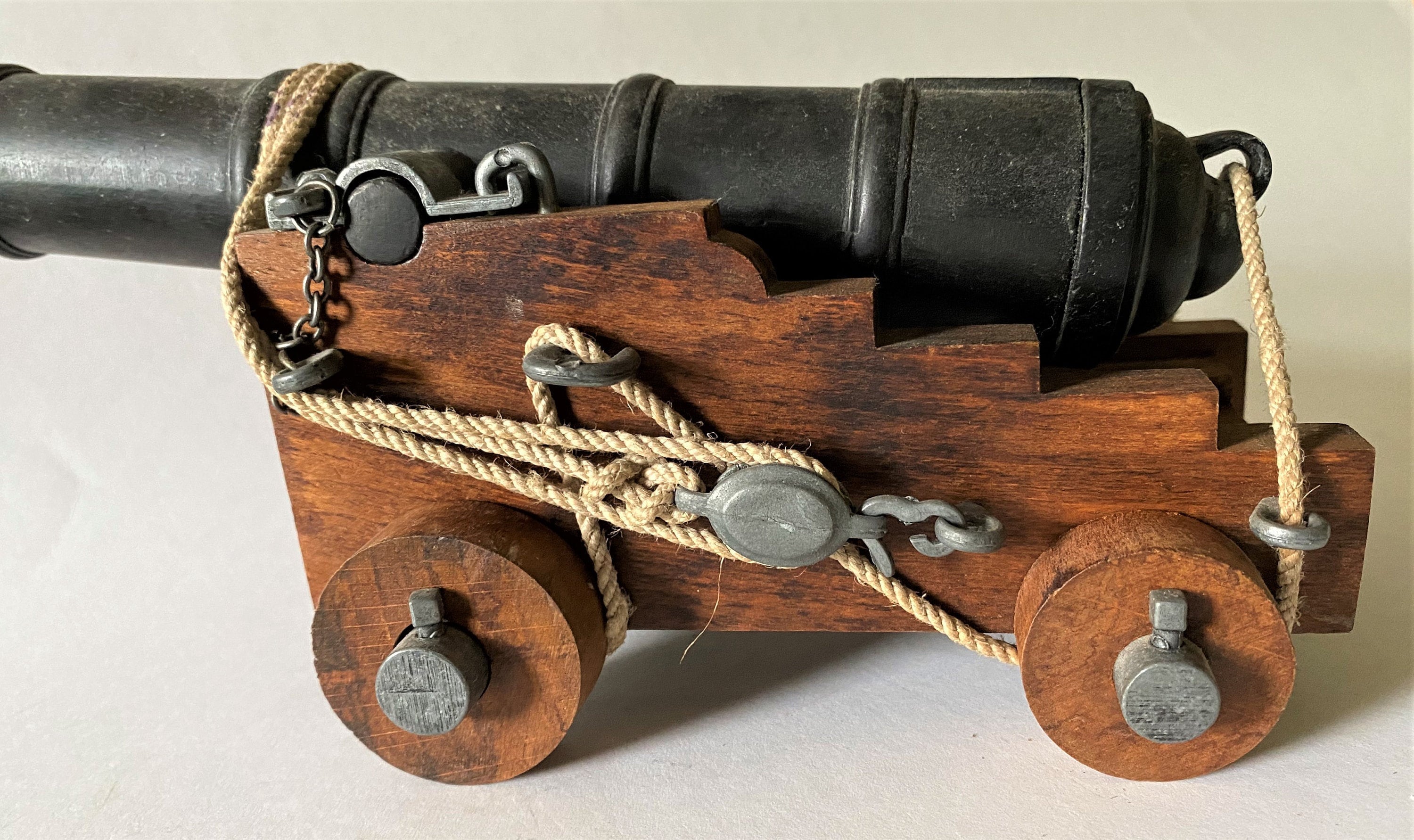 Naval Cannon Model 18th Century British Navy 1800 10.75" Real Rope Breeching for sale online | eBay