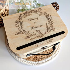 Valise naissance personnalisée en bois happy gravure