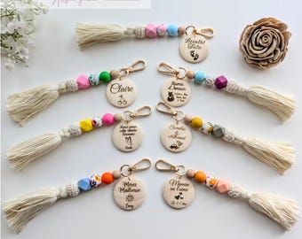 Personalized Engraved Medallion Keychain - Silicone Beads & Tassel - Gift for Teacher, Nanny, or Teaching Assistant - Mother's Day/Grandma's Day