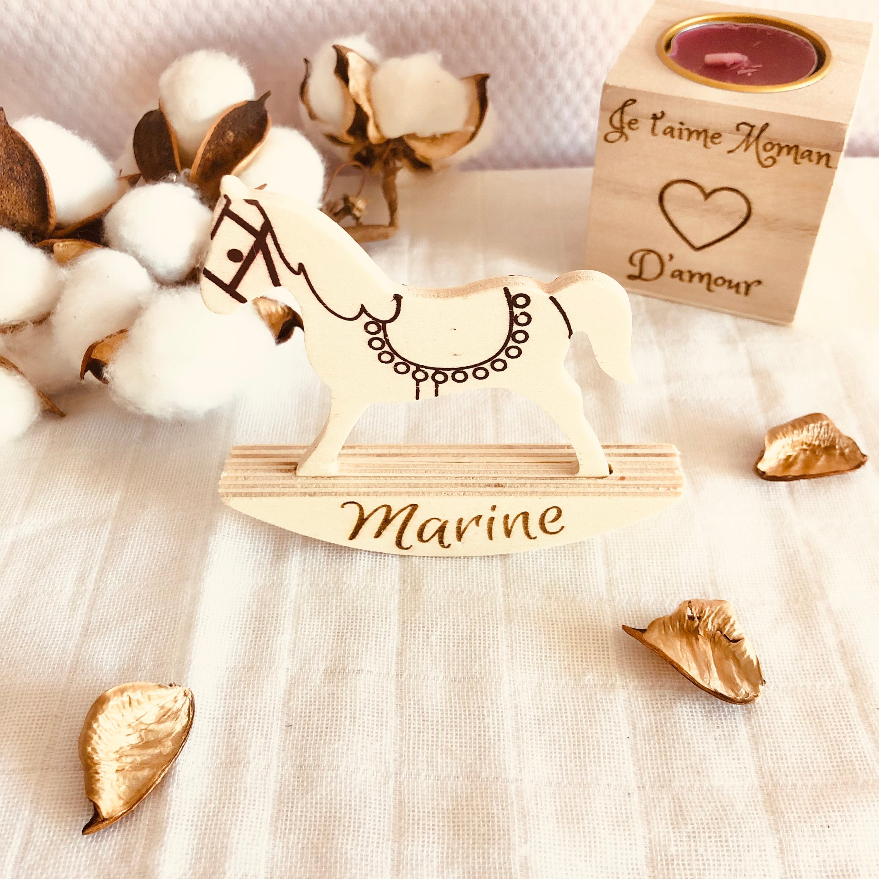 Cheval à Bascule en Bois Personnalisé Gravé