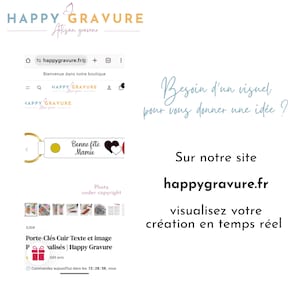 May include: A digital screenshot of the Happy Gravure website featuring a personalized leather keychain with the text Bonne f&ecirc;te Mamie and heart icons. The interface includes the URL happygravure.fr and text prompting users to visualize their creation.