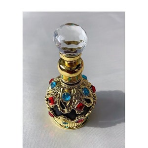 Makhmaria Al-Akhdarin- A Tale of Spices| Liquid body perfume | Body Perfume | Natural Perfume | Yemeni Scents | Oud Scent | مخمرية الاخضرين
