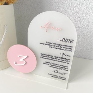 Numeri da tavolo in acrilico per matrimonio con numeri da tavolo, cartello per menù di matrimonio in oro, segnaletica per cerimonia, espositore per ricevimento in argento con supporto