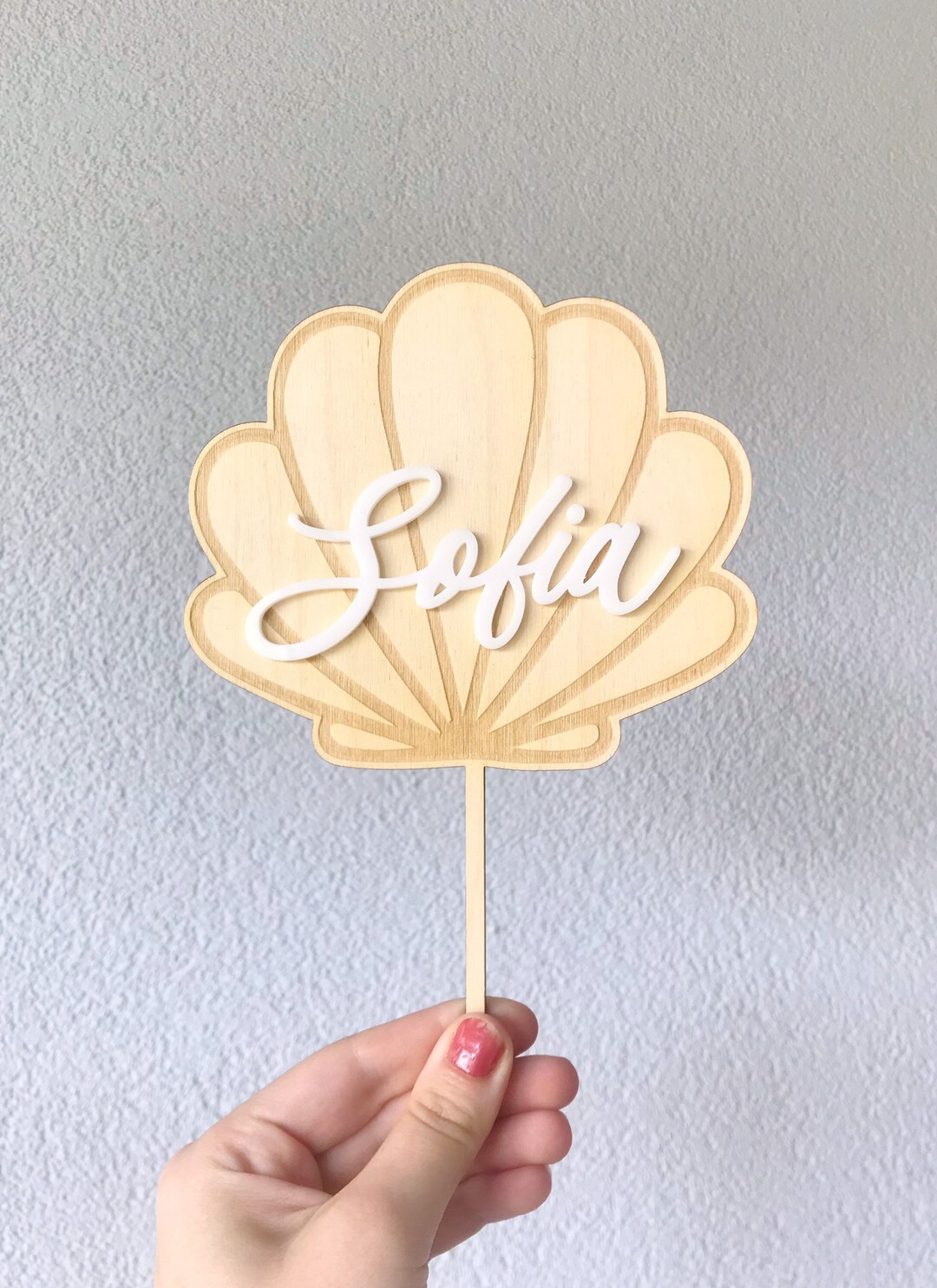 Sorpresa en 'La Ruleta de la Suerte' tras la boda de Laura Moure, image size:1080x1485