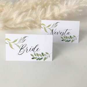 Marque-places de mariage en papier de verdure, plaques signalétiques en papier pliées d'eucalyptus, carte de visite de table de mariage de verdure, nom de carte vert minimal,