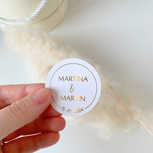 Set van 10 sticker bruiloft initialen, bruiloft goudfolie label, stickers gepersonaliseerd, goudfolie aangepaste ronde metalen stickers, trouwbedankjes