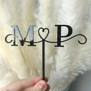 Custom Acrylic cake topper with initials, Monogram cake topper, Cake topper with heart, wedding cake decor, couple cake topper, wedding cake