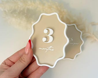 Baby wavy acrylic milestones, modern beige  kid milestones, Beige Oval Photo Prop, Monthly Photo Disks, Trendy wavy baby decorations