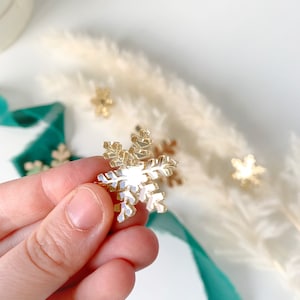 Copos de nieve adhesivos acrílicos, alfabeto acrílico dorado con estrellas, adorno navideño con espejo dorado adhesivo, material para letras, copo de nieve adhesivo