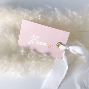 Tarjeta de lugar con papel de aluminio dorado, tarjeta de lugar para boda con papel de aluminio dorado, tarjeta de nombre para boda, tarjeta de lugar de papel, decoración de mesa para boda, etiqueta con nombre para fiesta,