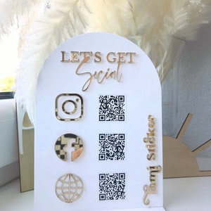 Let' Be Social - Cartello in acrilico con codice QR scansionabile per i social media - Cartello per la tua attività, Instagram Tiktok, cartello in acrilico dorato per i social media