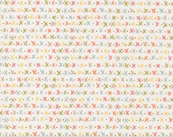 Fabric Moda Cloud Xs and Os Lucky by the Quarter Yard 55705-11