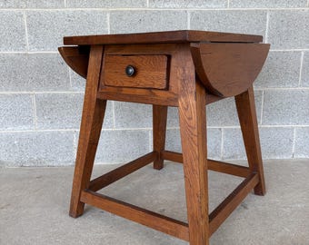 Broyhill Attic Heirlooms Oak Shaker Style Drop Leaf Side Table (Shipping is NOT FREE or 1 Dollar)