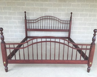 Colonial Furniture Cherry Cottage Style Spindle Cannonball King Size Bed Frame (Shipping is Not Free or 1 Dollar)