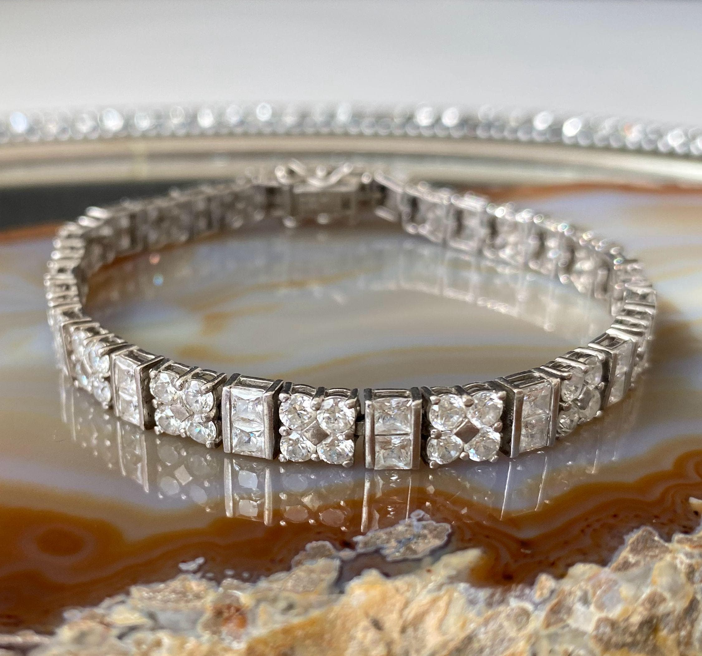 N1098 Vintage Sterling Silver Zircon Bracelet / Tennis Thailand 925 Bracelet / 7 inch bracelet/Wedding Jewelry/ Party Jewelry
