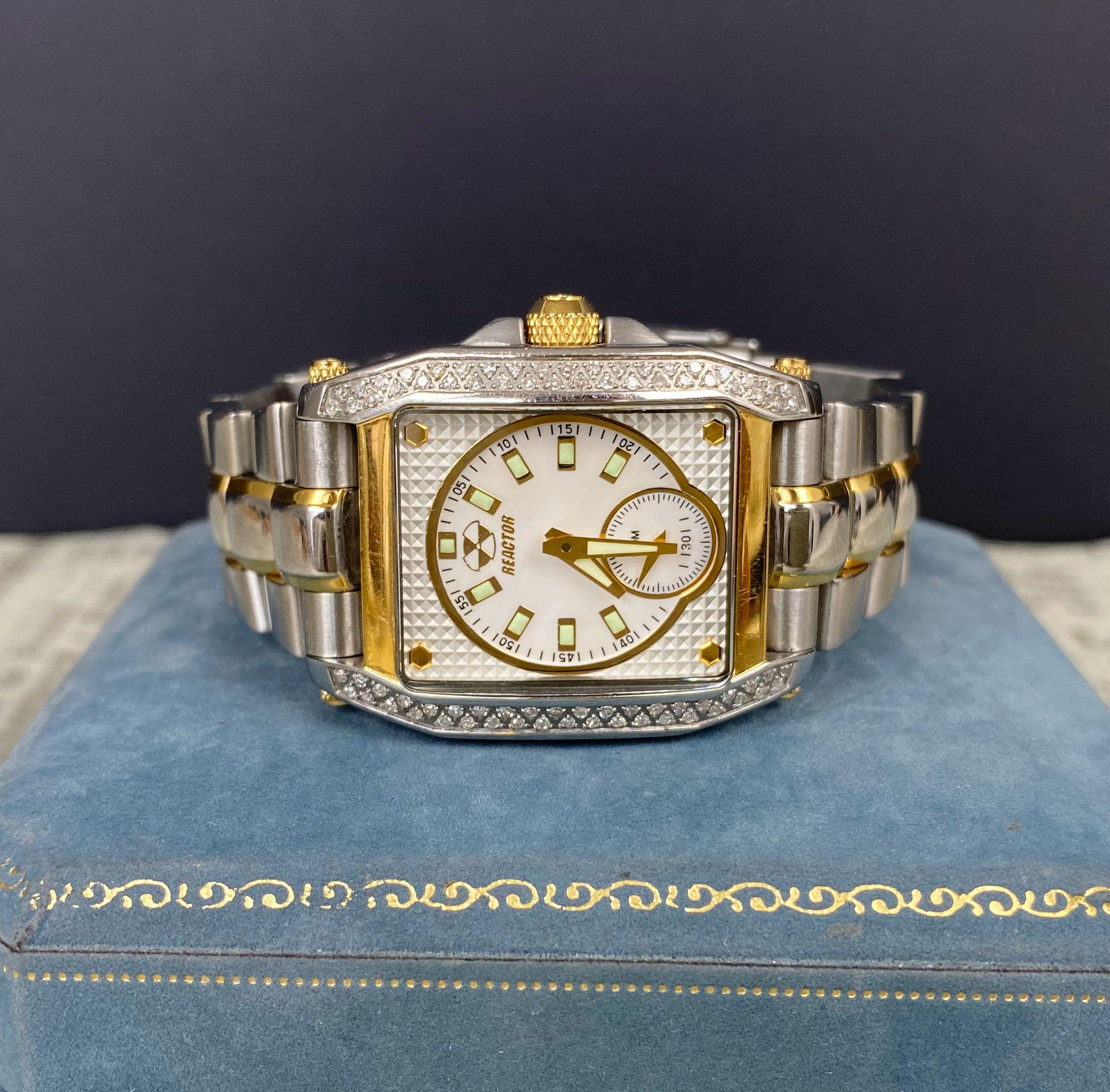 W1302 Vintage Reactor Diamond Women display picture 1
