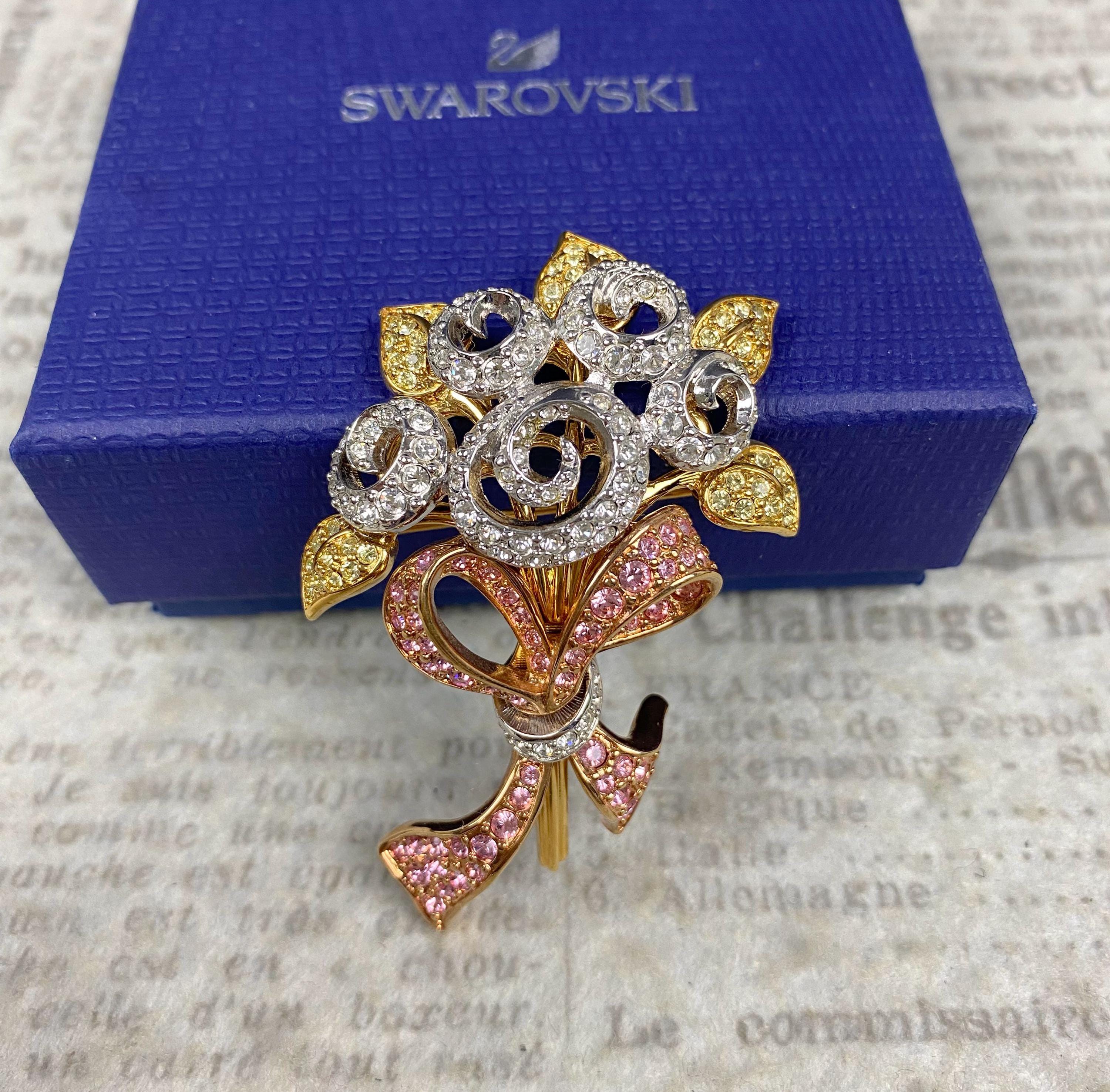 N0987 Vintage Swarovski 1998 Crystal Flower Bouquet Brooch