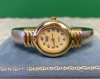 Pierre Jacquard Womens Gold Tone White Bangle Cuff Oval Quartz Watch New Battery Pierre Jacquard Women Gemstone Gold Tone Bangle Oval Quartz  main image 3