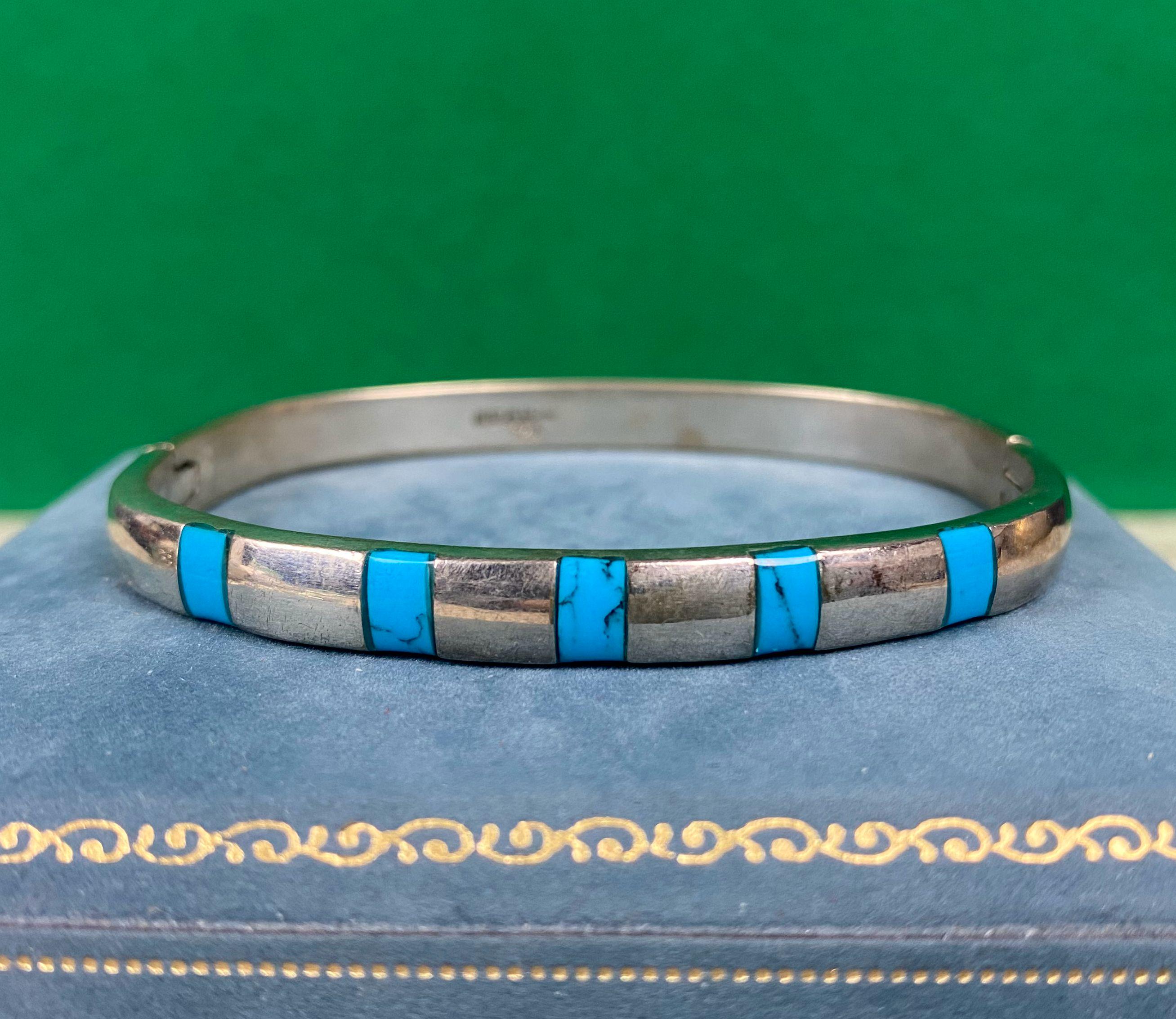 N0965 Vintage Mexico 925 Sterling Silver Turquoise Hinged Bracelet
