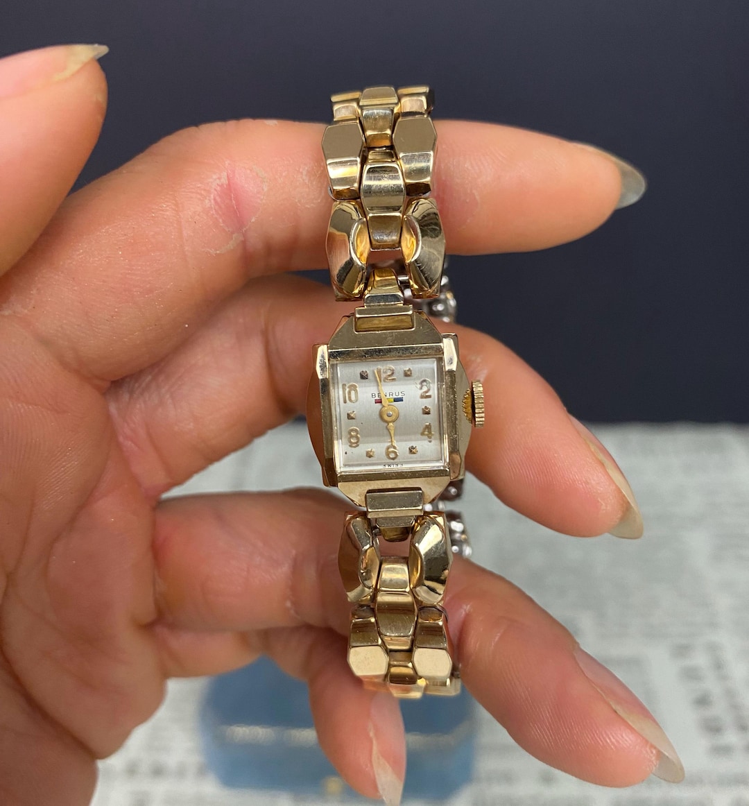 N1366 Antique Vintage Benrus Women's Swiss Watch / 10K Gold Filled