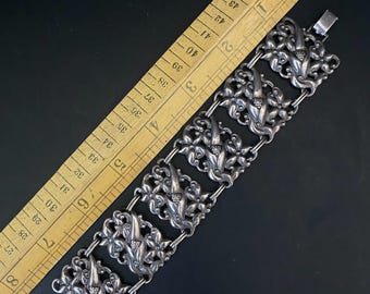 N1192 Vintage Signed DANECRAFT Extra Wide Sterling Silver Bracelet