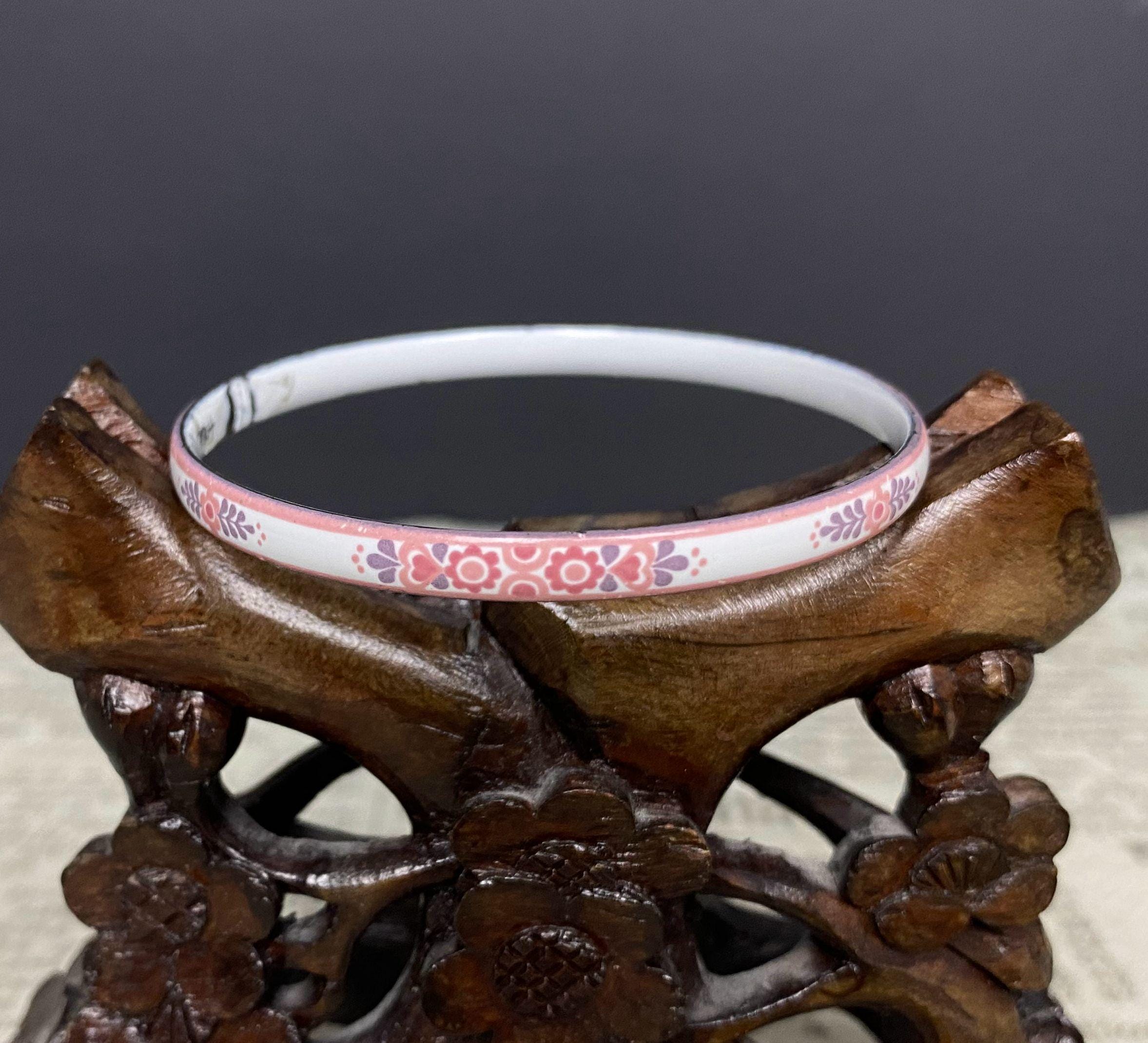 W1409 Vintage Michaela Fred Pink and White Enamel Bangle Bracelet