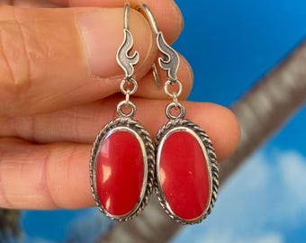 N1649 Vintage koraaloorbellen, sterlingzilver 925, gesigneerde MD-sieraden, rood koraal bengelen, zuidwestelijke boho-oorbellen, cadeau voor haar, jaren 1990