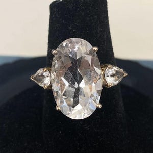 N1146 Vintage Stunning Sterling Silver Large Oval Cubic Zirconia Cocktail Ring/ Wedding Ring /Party Ring Ring Size 6